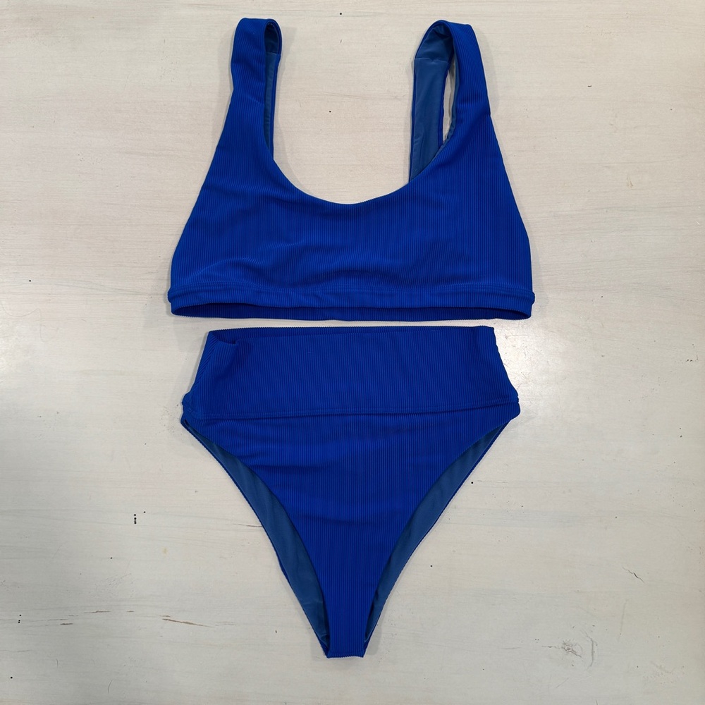 BEACH RIOT | bikini set